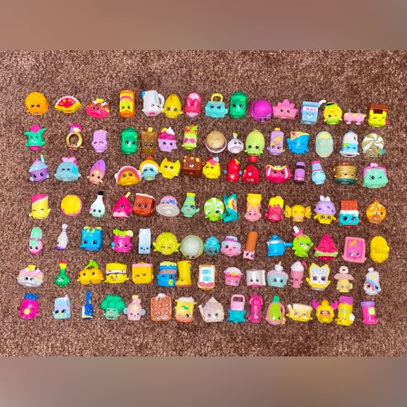 Shopkins Other - Lot of 105 Shopkins Figures Figurines